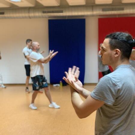 Formentraining von einer Gruppe von Männern