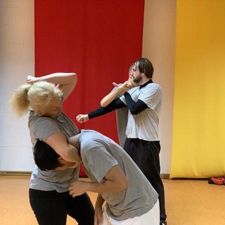 Lat-Sao-Training von mehreren Personen